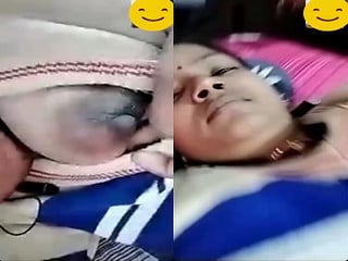 Amateur desi girl flashing her breasts and cunt in a video call