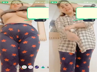Indian chick flashing her perfect tits