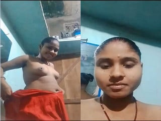 Amateur desi bhabhi boob show