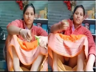 Indian desi porn - girl pussy caught on cam