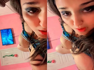 Boob show by a hot desi chick