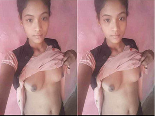 Villager babe exposes tits and pussy in desi video clip number 4