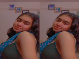 Indian desi chick strips and showcases tits in video 2