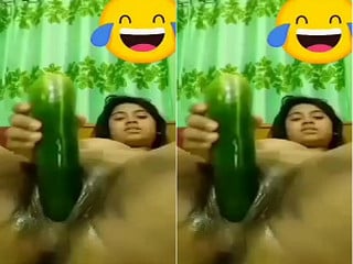 Indian horny girl fingering herself