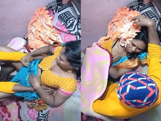 Fucked desi bhabhi does a blowjob then gets pounded