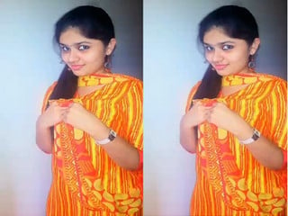 Indian girl stripping and showing tits for sex