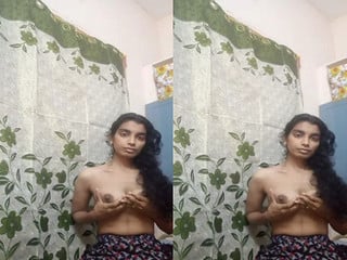 Booby desi chick playing solo