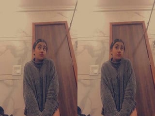 Horny desi amateur masturbates