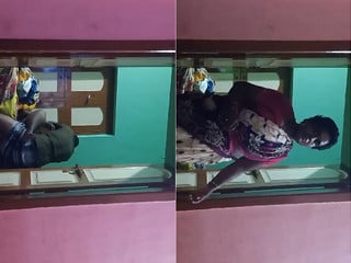 Maid gets Fucked By Owner In Desi Porn