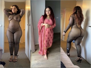 Indian desi bhabhi shows her nude body part in hot sex scene