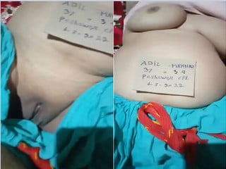 Indian desi bhabhi reveals her naked form in a payment-based show.