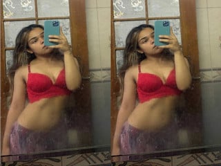 Amateur Desi chick gets off riding Lover’s hard dick in hot scene