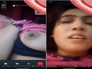 Boobs of desi girl on display for porn
