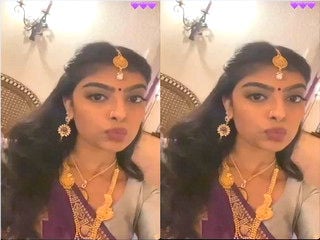 Desi horny slut gives great blowjobs