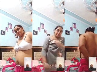 Amateur bhabhi stripping in private