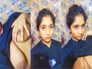 Big sexy desi chick flashing massive tits