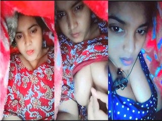Sexy desi model flashing her breasts and pussy, part two