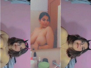 Big sexy desi chick flashing massive tits