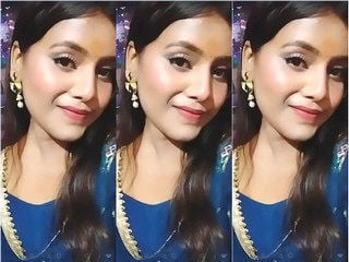 Boob press by a hot desi chick