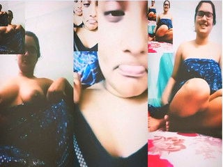 Amateur indian porn - girl showing off nude in vc.