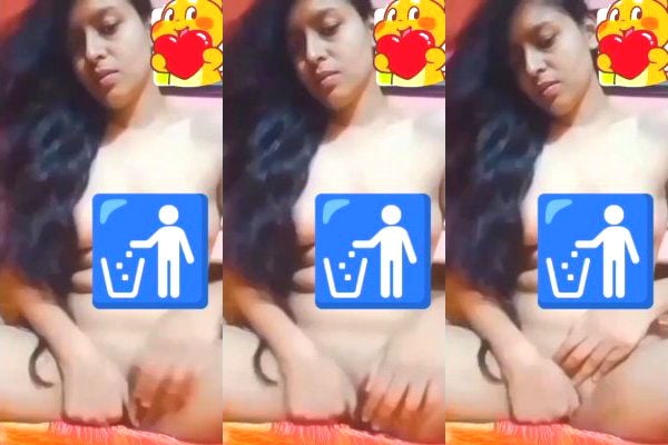 Sexy desi girl reveals her naked form for indian sex