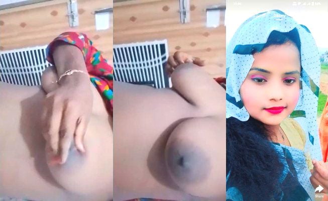 Indian chick strips to show off Pussy & Boobs