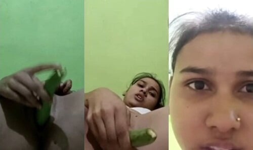 Indian chick finger fucking herself before a cock sucking session