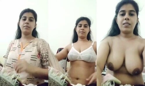 Sexy desi porn: Indian girl flashing breasts