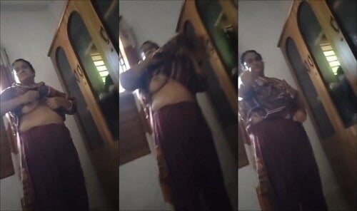 Boobs in a desi captured amateur mom porn vid with the son