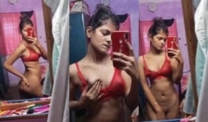Indian chick having fun touching herself