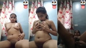 Horny desi amateur masturbates