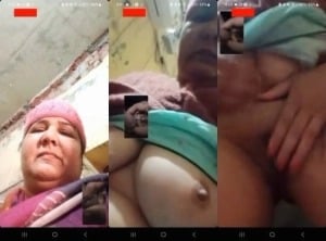 Aunty desi showing off tits and cunt