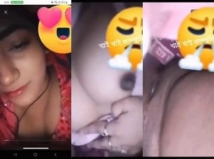 Indian chick strips to show off Pussy & Boobs