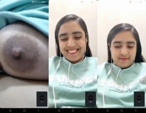 Indian girl stripping and showing tits for sex