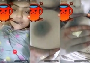 Horny desi amateur girl playing with huge breasts