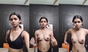 Indian hot girl flashing boobies while making-out.