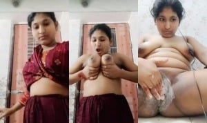 Indian girl finger herself