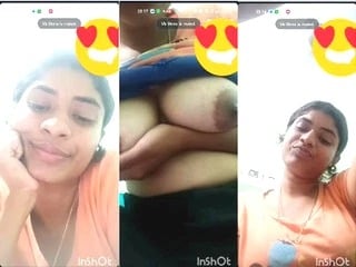 Cute desi porn chick showing her perfect breasts in vid chat.