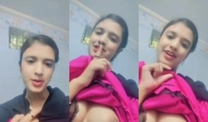 Desi indian girl shows off her cute body naked in a sex video.