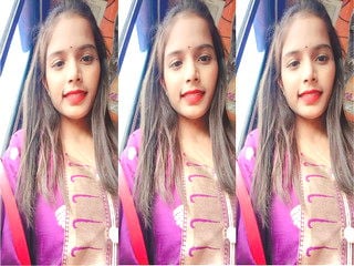 Sexy desi chick giving head then getting fucked