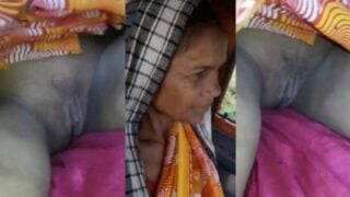 Desi granny must show her pussy for a free ride